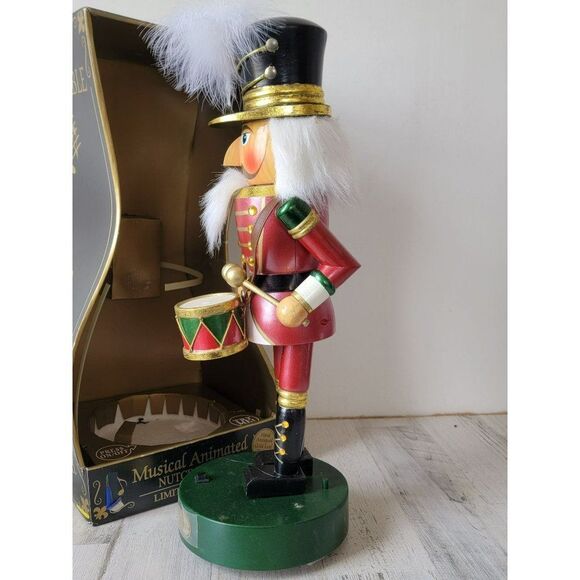 Vintage Dandee musical AS IS Nutcracker home Xmas decor animated - Picture 4 of 12